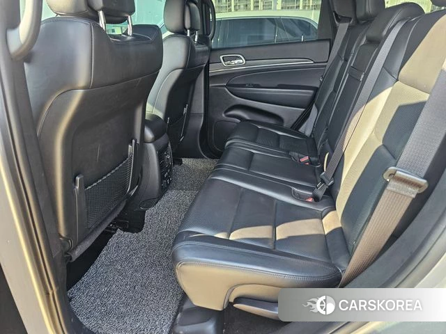 Jeep Grand Cherokee id 4914486 из Кореи 17