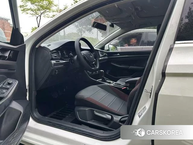 Volkswagen Bora id 4240820 из Китая 7