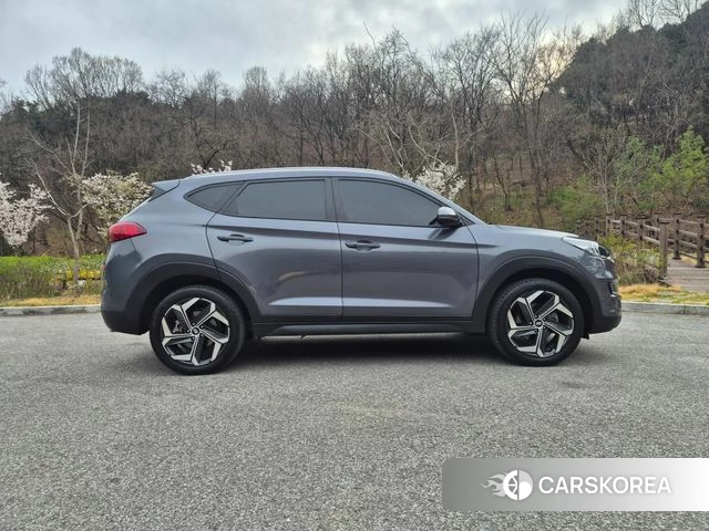 Hyundai All New Tucson id 3889420 из Кореи 17