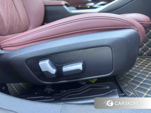 BMW 3 series id 4299483 из Китая 18