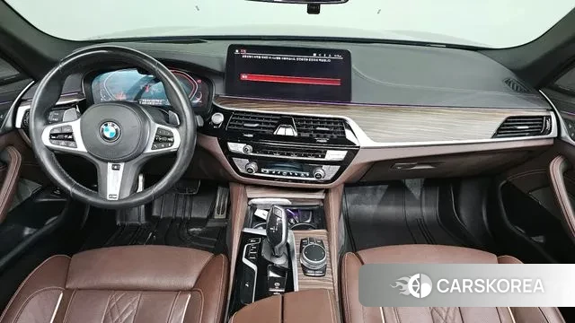 BMW 5 Series (G30) id 3562374 из Кореи 17