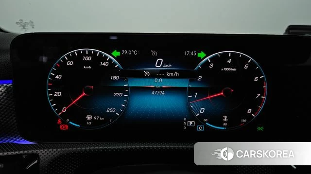 Mercedes-Benz A-Class W177 id 4519215 из Кореи 29