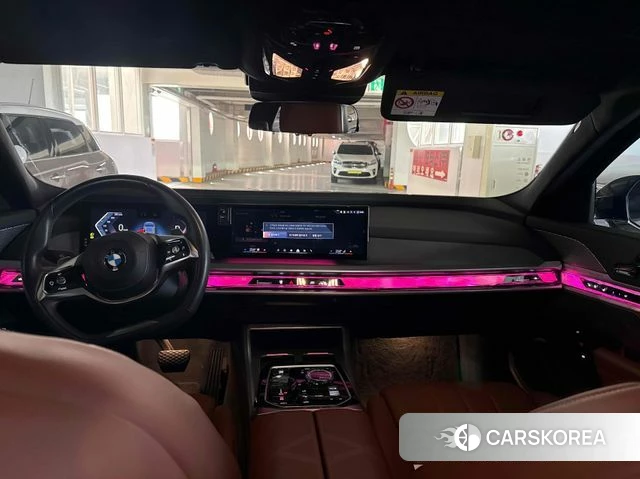 BMW 7 Series (G70) id 4178138 из Кореи 14