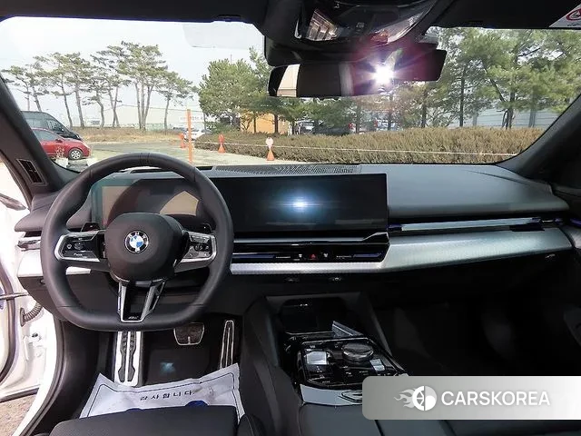 BMW 5 Series (G60) id 3733210 из Кореи 17