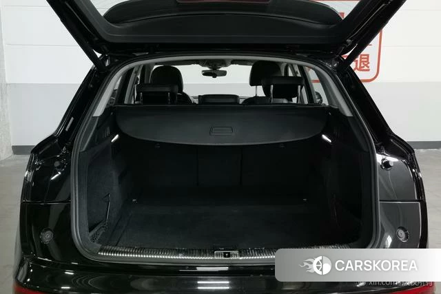Audi Q5L id 4279257 из Китая 21