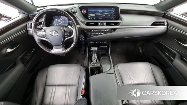 Lexus ES300h 7th generation id 3013066 из Кореи 17