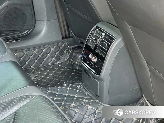 Volkswagen CC id 4271068 из Китая 18