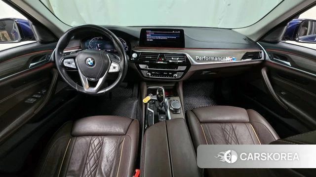 BMW 5 Series (G30) id 4356190 из Кореи 17