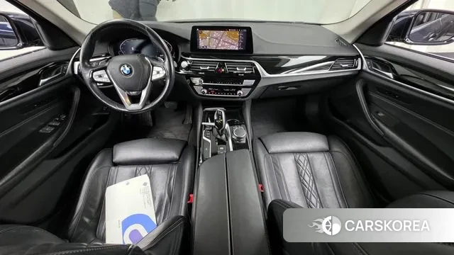 BMW 5 Series (G30) id 3646705 из Кореи 17