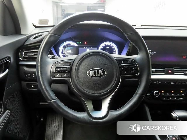 Kia The New Niro id 4676991 из Кореи 17