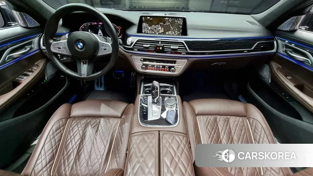 BMW 7 Series (G11) id 3799618 из Кореи 17