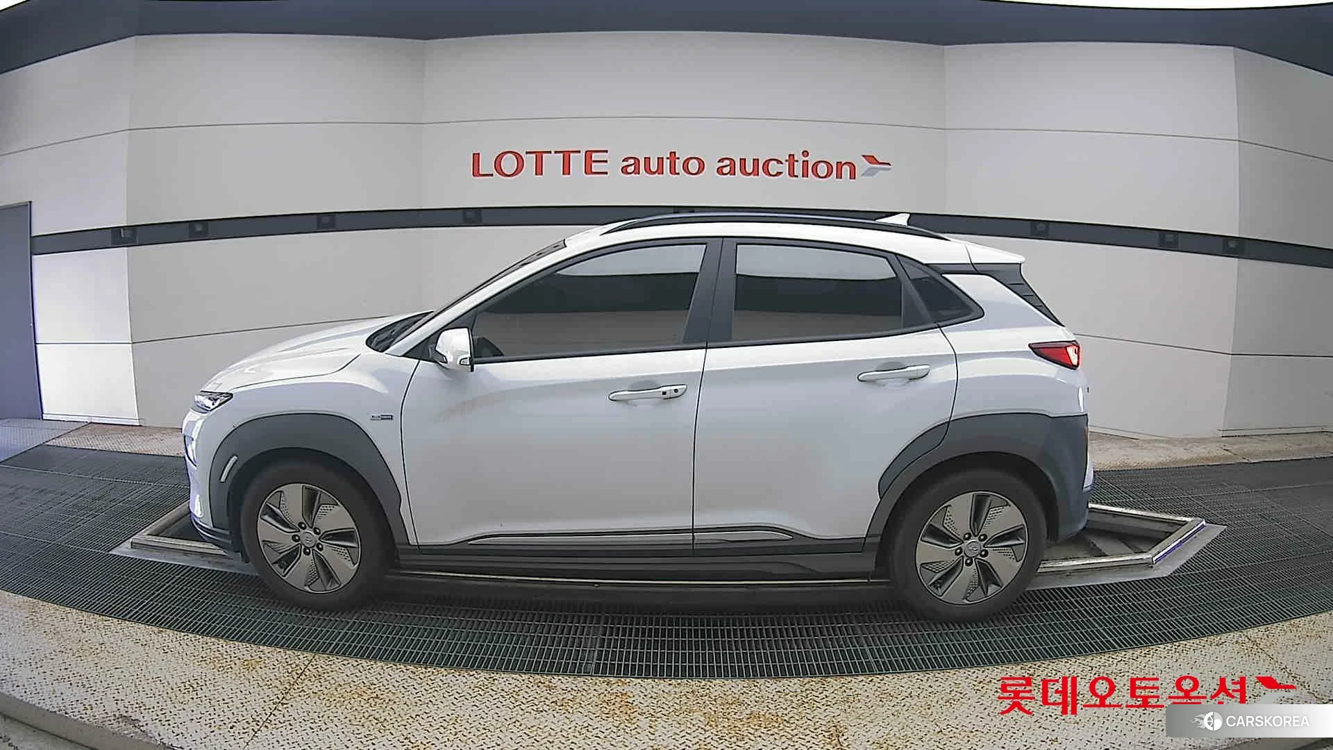 Hyundai KONA Electric id 4674132 из Кореи 33