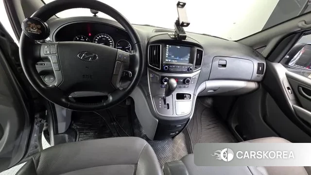 Hyundai The New Grand Starex id 3439916 из Кореи 17
