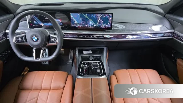 BMW 7 Series (G70) id 3560131 из Кореи 17