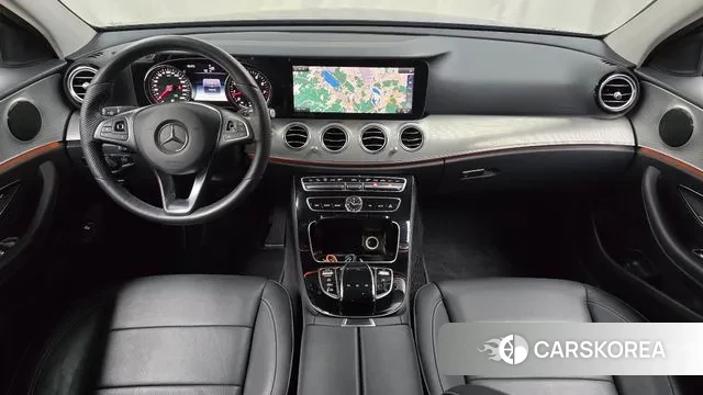 Mercedes-Benz E-Class W213 id 3004998 из Кореи 17