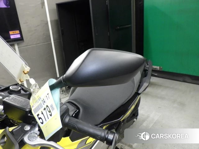 Honda X-ADV 750 id 3950106 из Японии 32