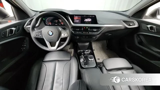 BMW 1 Series (F40) id 3508651 из Кореи 17