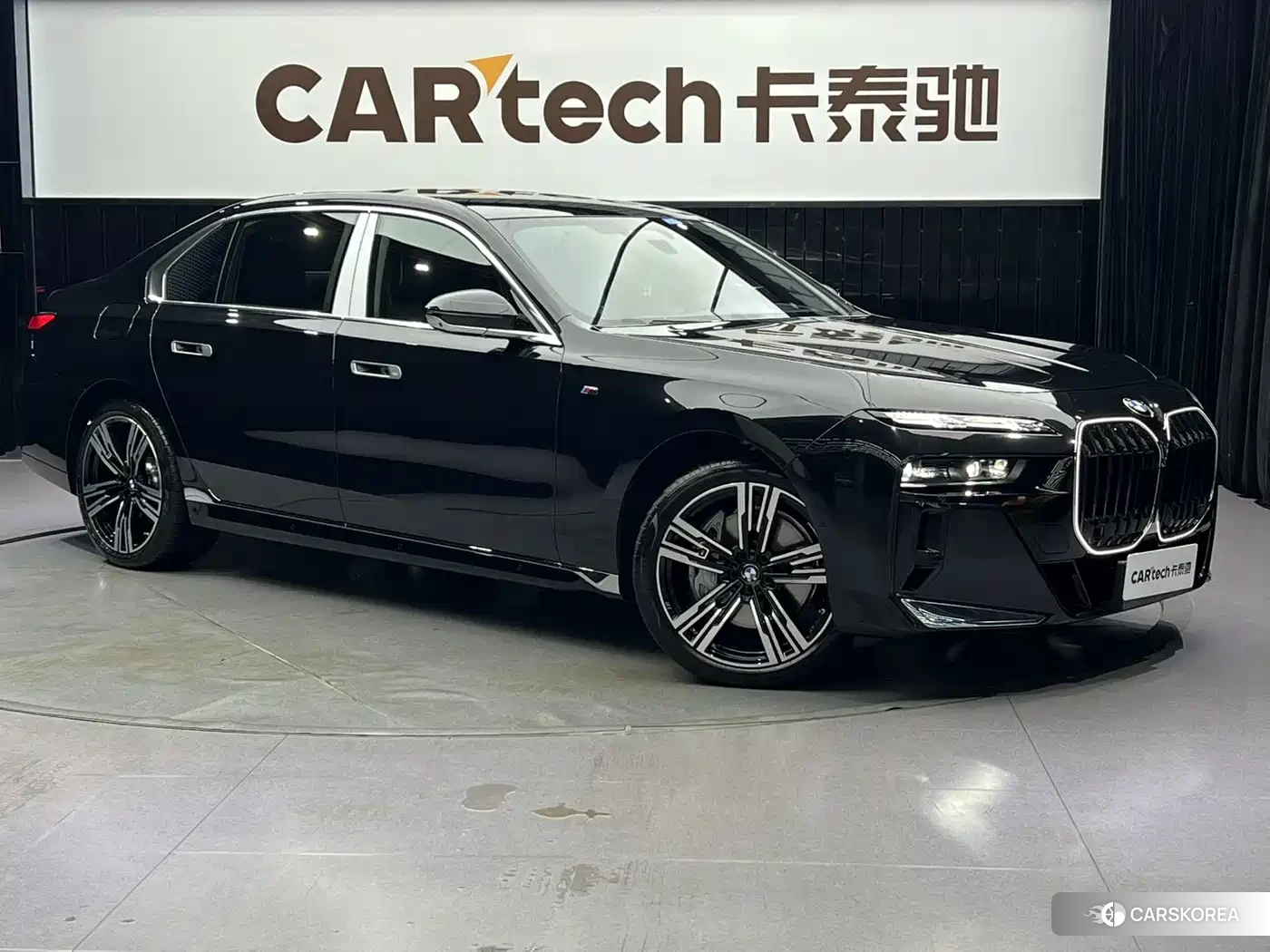 BMW 7 series id 4685939 из Китая 10