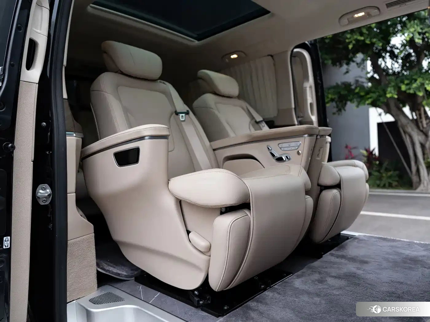 Mercedes-Benz V-Class id 4548003 из Китая 16