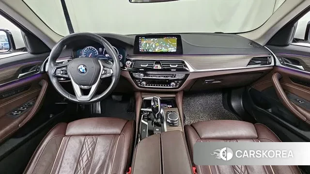 BMW 5 Series (G30) id 3413226 из Кореи 17