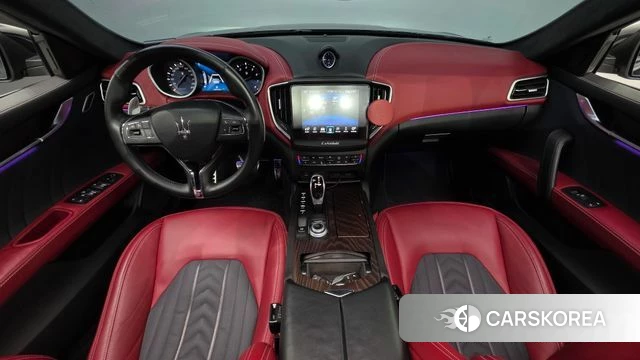 Maserati Ghibli id 4356935 из Кореи 17