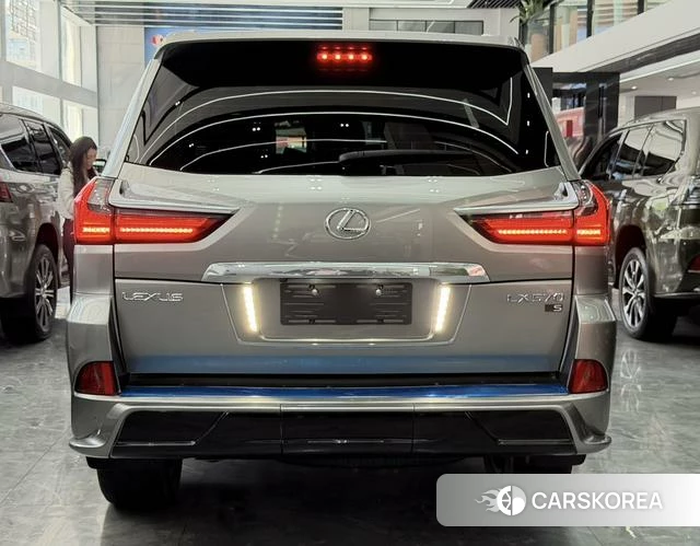 Lexus LX id 4314074 из Китая 10