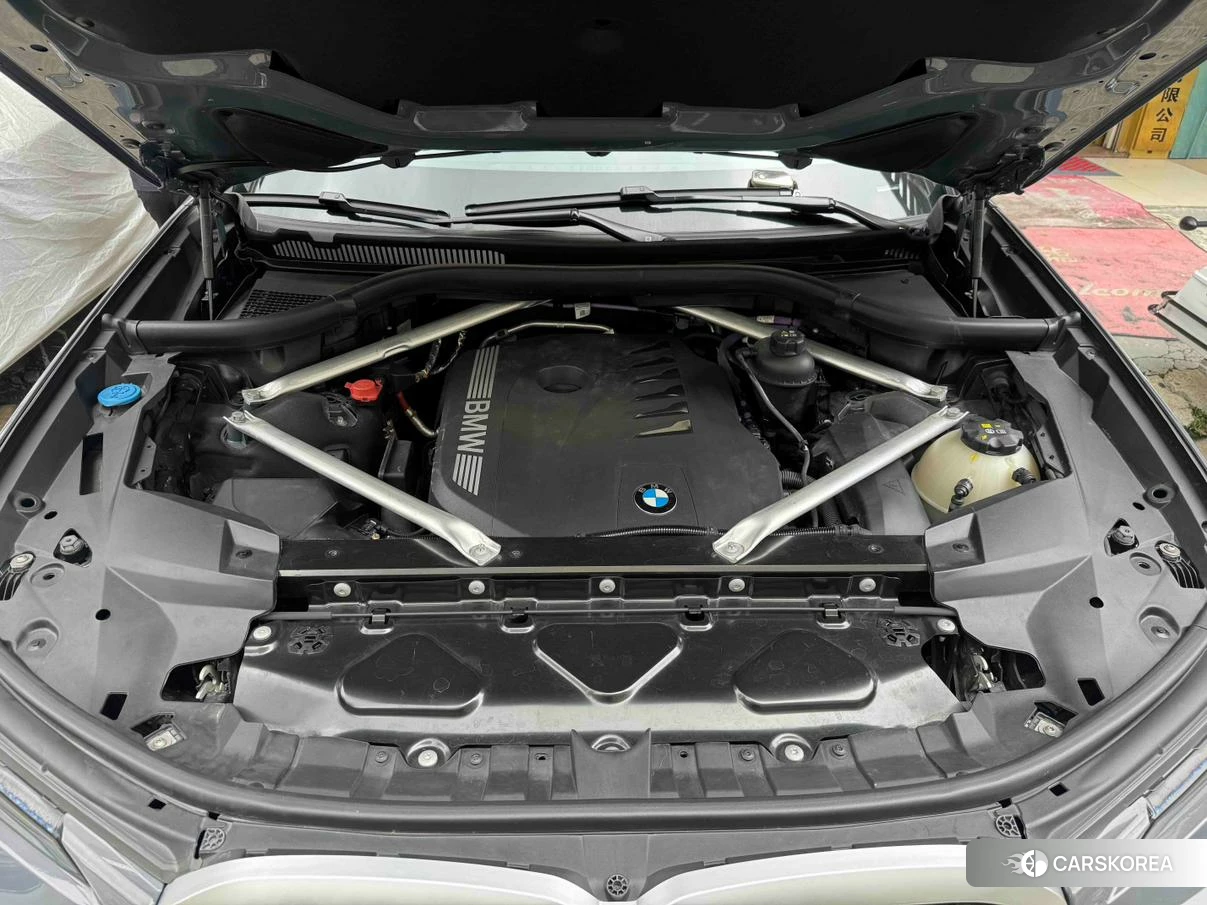 BMW X7 id 4486338 из Китая 8