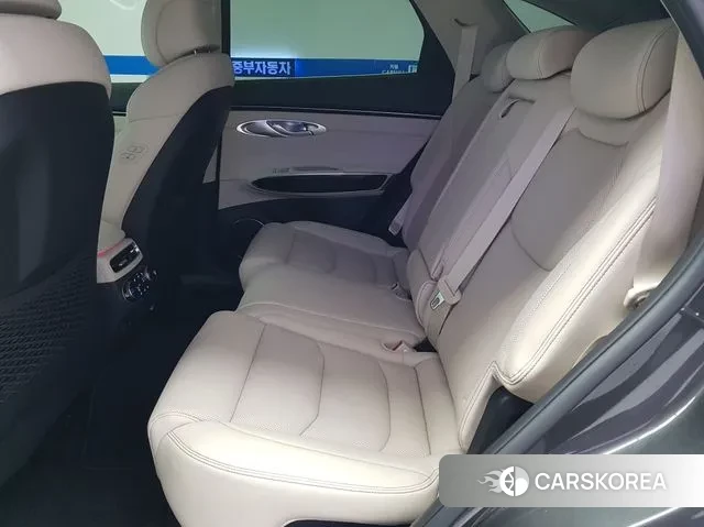 Genesis GV70 id 3063081 из Кореи 16