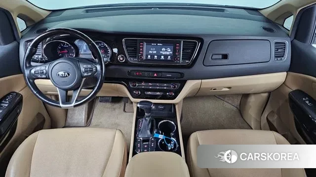 Kia The New Carnival id 3324735 из Кореи 17