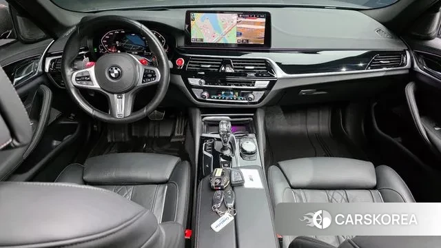 BMW 5 Series (G30) id 3361846 из Кореи 17