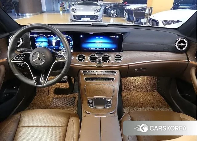 Mercedes-Benz E-Class W213 id 3596632 из Кореи 17