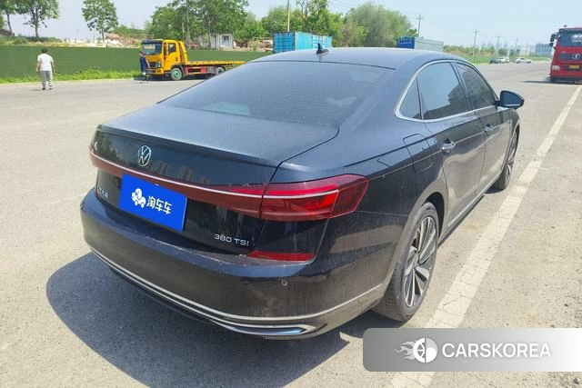 Volkswagen Passat id 4297250 из Китая 14