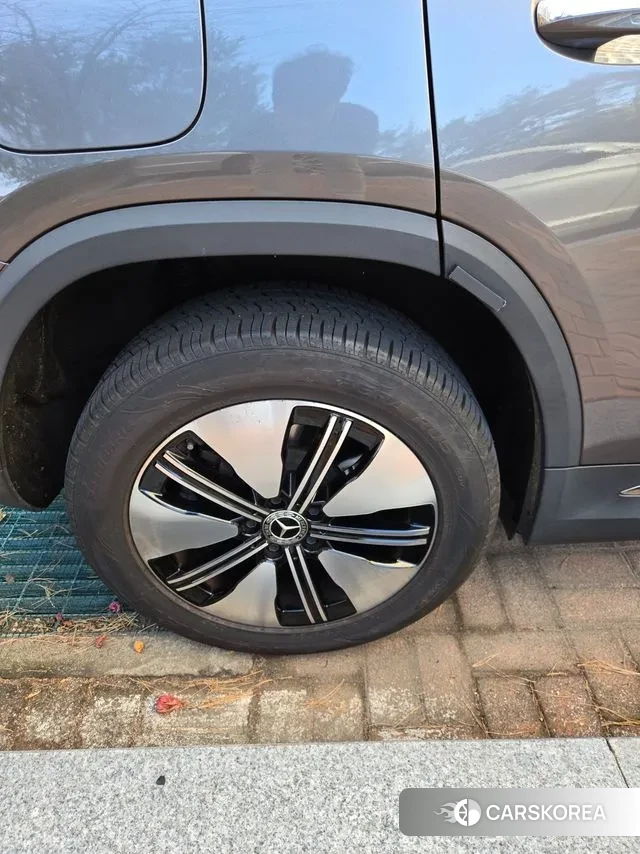 Mercedes-Benz EQA H243 id 3411936 из Кореи 17