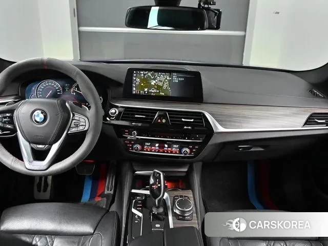 BMW 5 Series (G30) id 3622729 из Кореи 17