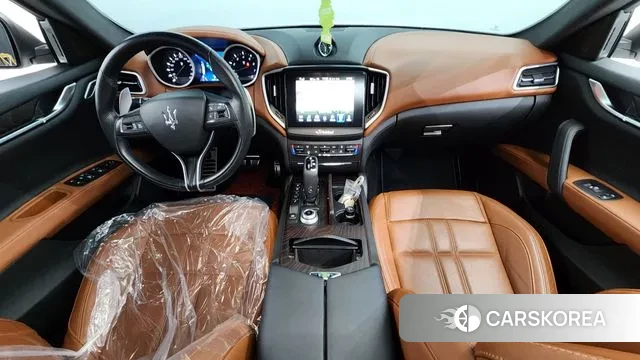 Maserati Ghibli id 2965763 из Кореи 17