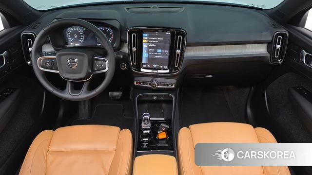 Volvo XC40 id 4750102 из Кореи 24