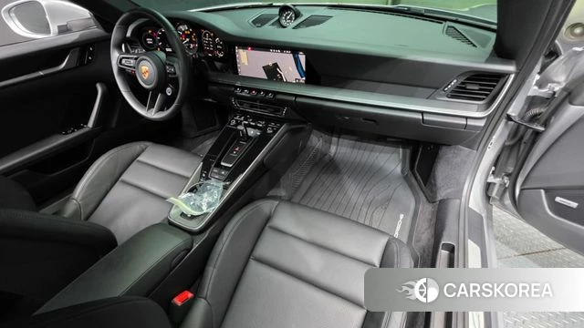 Porsche 911(992) id 4594232 из Кореи 17