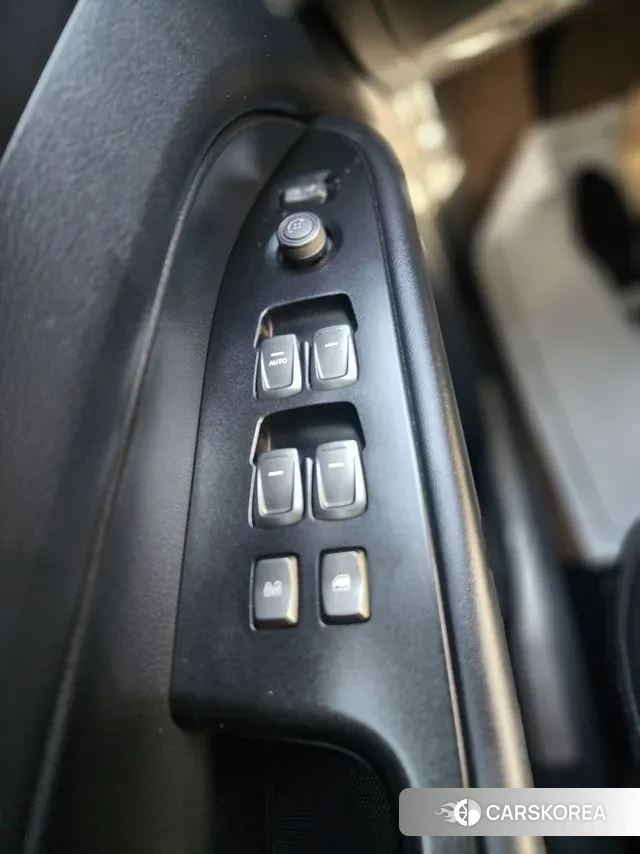 Ssangyong The New Rexton Sports Cannes id 3712194 из Кореи 17