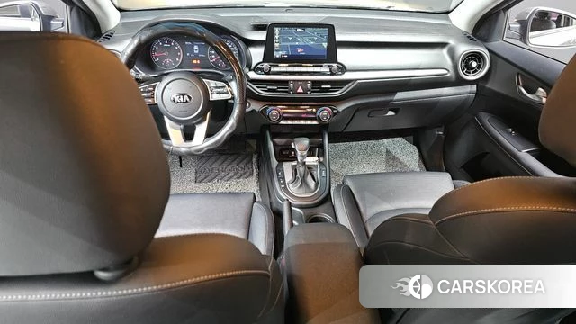 Kia Come New K3 id 4203609 из Кореи 17