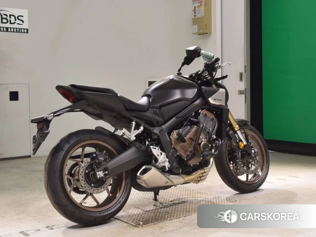Проданный Honda CB650R E-CLUTCH 2025 из Японии, фото 4