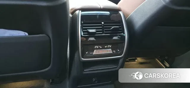 BMW X6 (G06) id 3614798 из Кореи 9