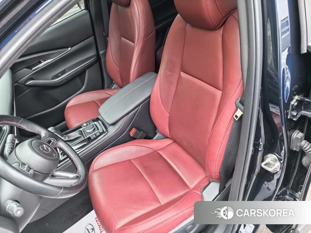 Mazda CX-30 id 4299669 из Китая 16