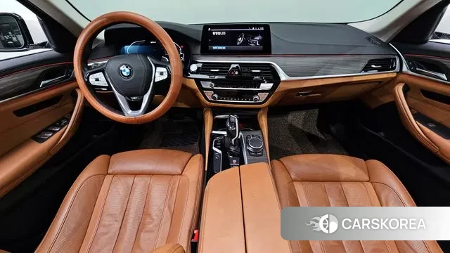 BMW 5 Series (G30) id 3656216 из Кореи 17