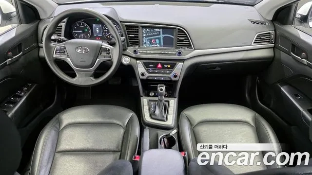 Hyundai Avante AD id 2892011 из Кореи 17