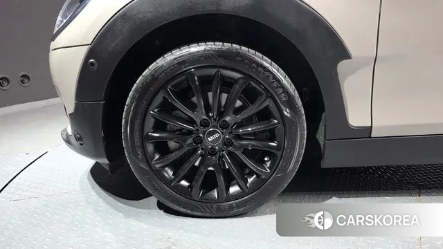 Mini Cooper Clubman id 3610477 из Кореи 17