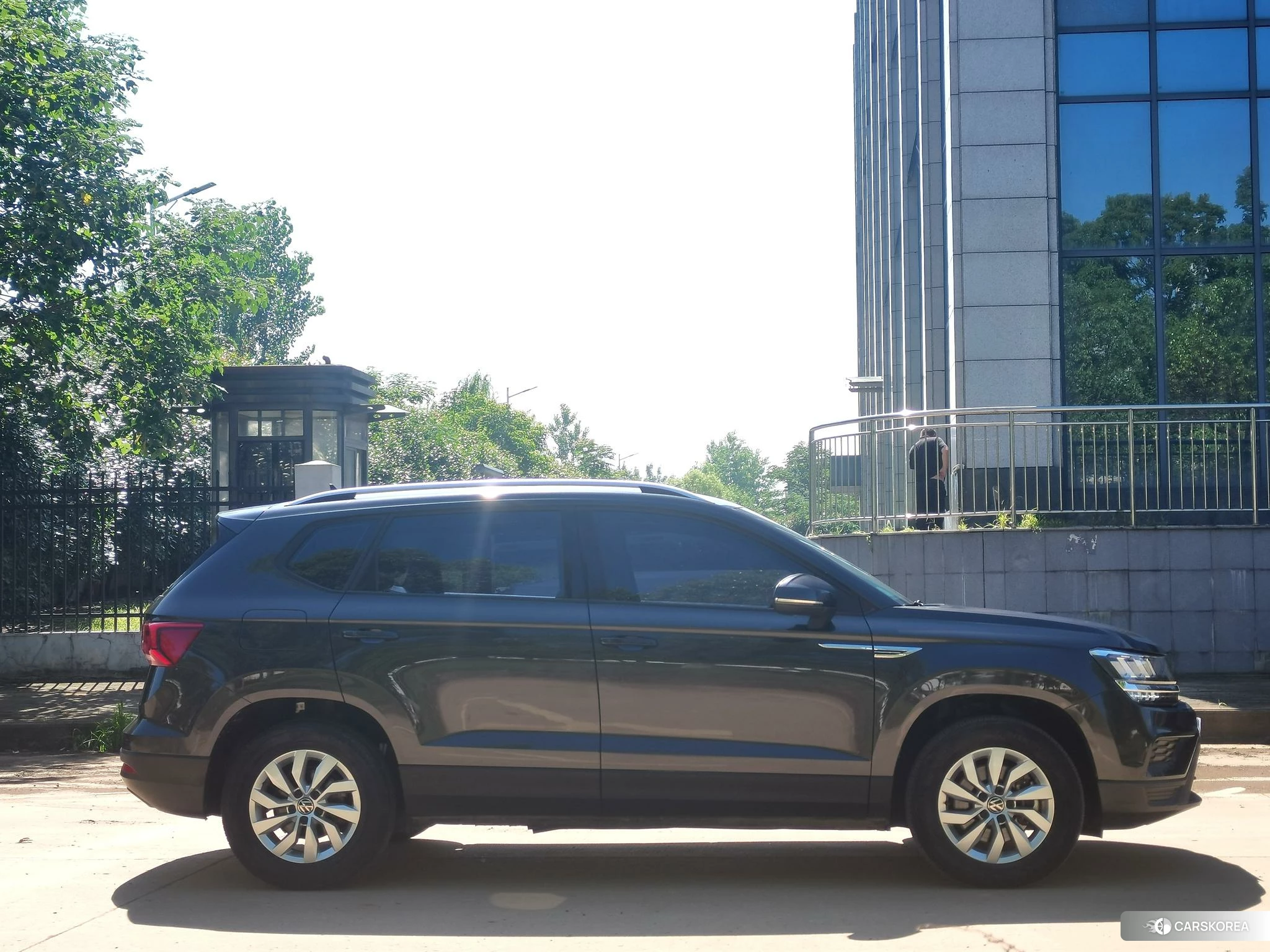 Volkswagen Tuyue id 4440633 из Китая 20