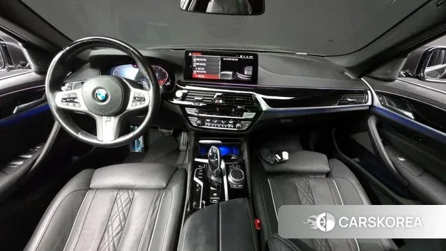 BMW 5 Series (G30) id 3395717 из Кореи 17