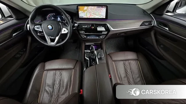 BMW 5 Series (G30) id 3696553 из Кореи 17