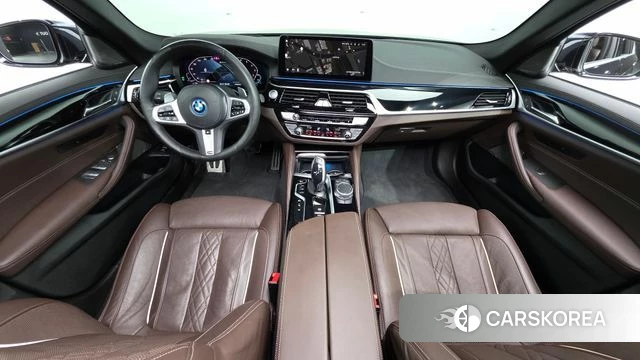 BMW 5 Series (G30) id 4463989 из Кореи 32