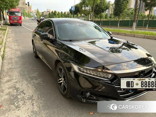 Honda Accord id 4348604 из Китая 7